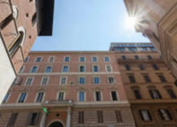 Elegant With Private Bathroom Rome