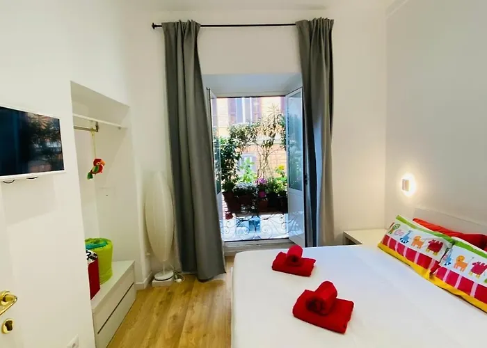 Elegant With Private Bathroom Homestay *