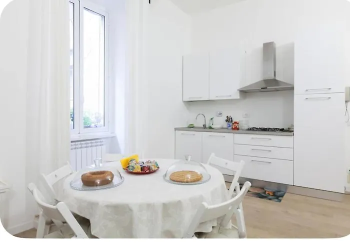 Homestay Elegant With Private Bathroom