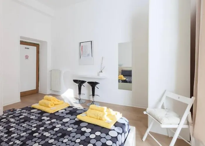 Elegant With Private Bathroom