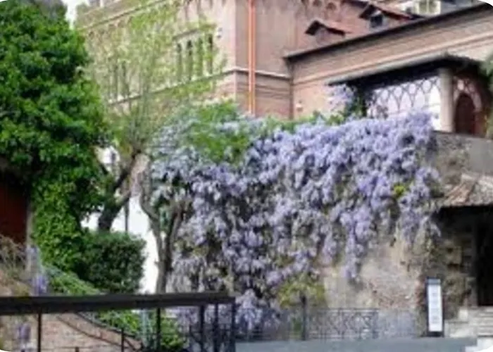 Homestay Elegant With Private Bathroom *