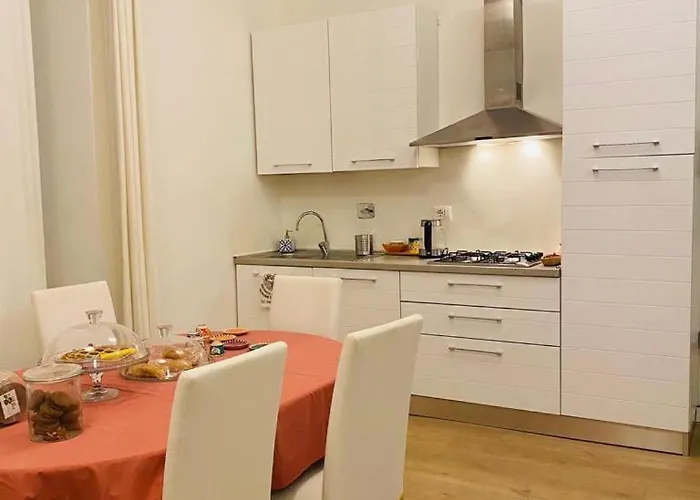 Homestay Elegant With Private Bathroom